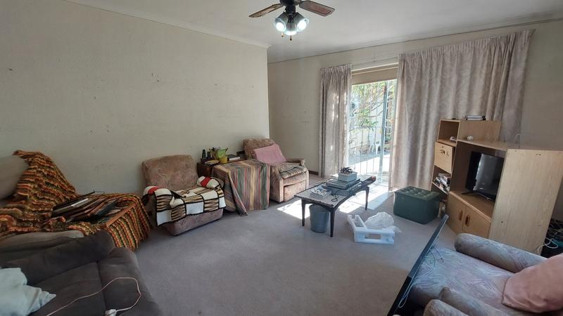 To Let 3 Bedroom Property for Rent in Chrismar Western Cape